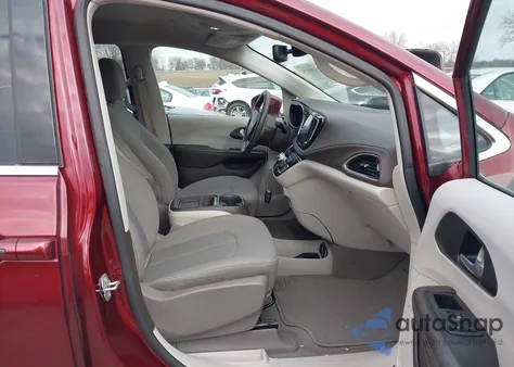 2021 Chrysler Pacifica Touring из США, поврежденный, VIN 2C4RC1FG9MR511548